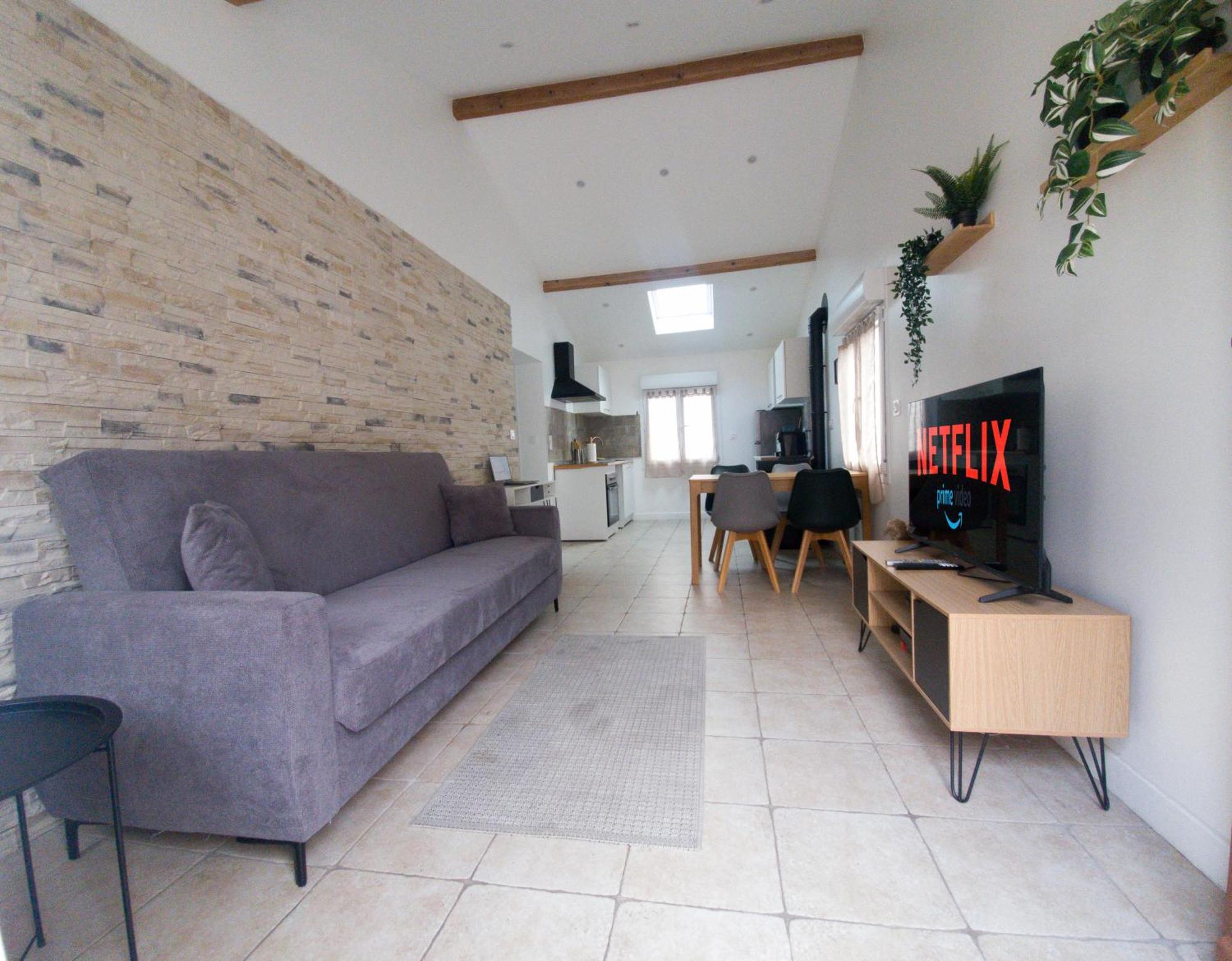 Serenity House 20 Min Paris, Parking Gratuit, Wifi Orly