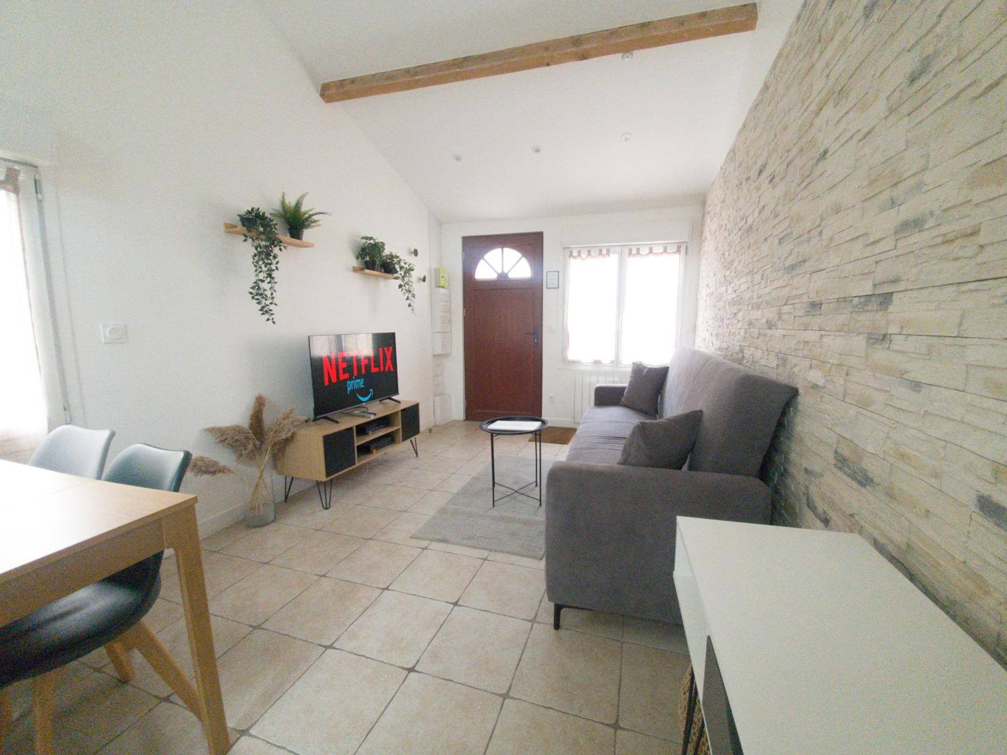 Serenity House 20 Min Paris, Parking Gratuit, Wifi * Orly